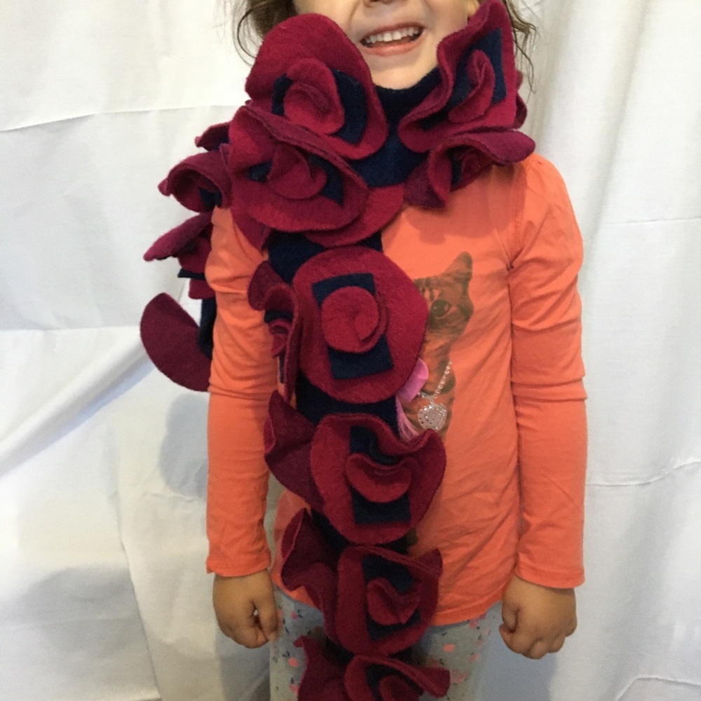 Scarf - Picture 3 of 4